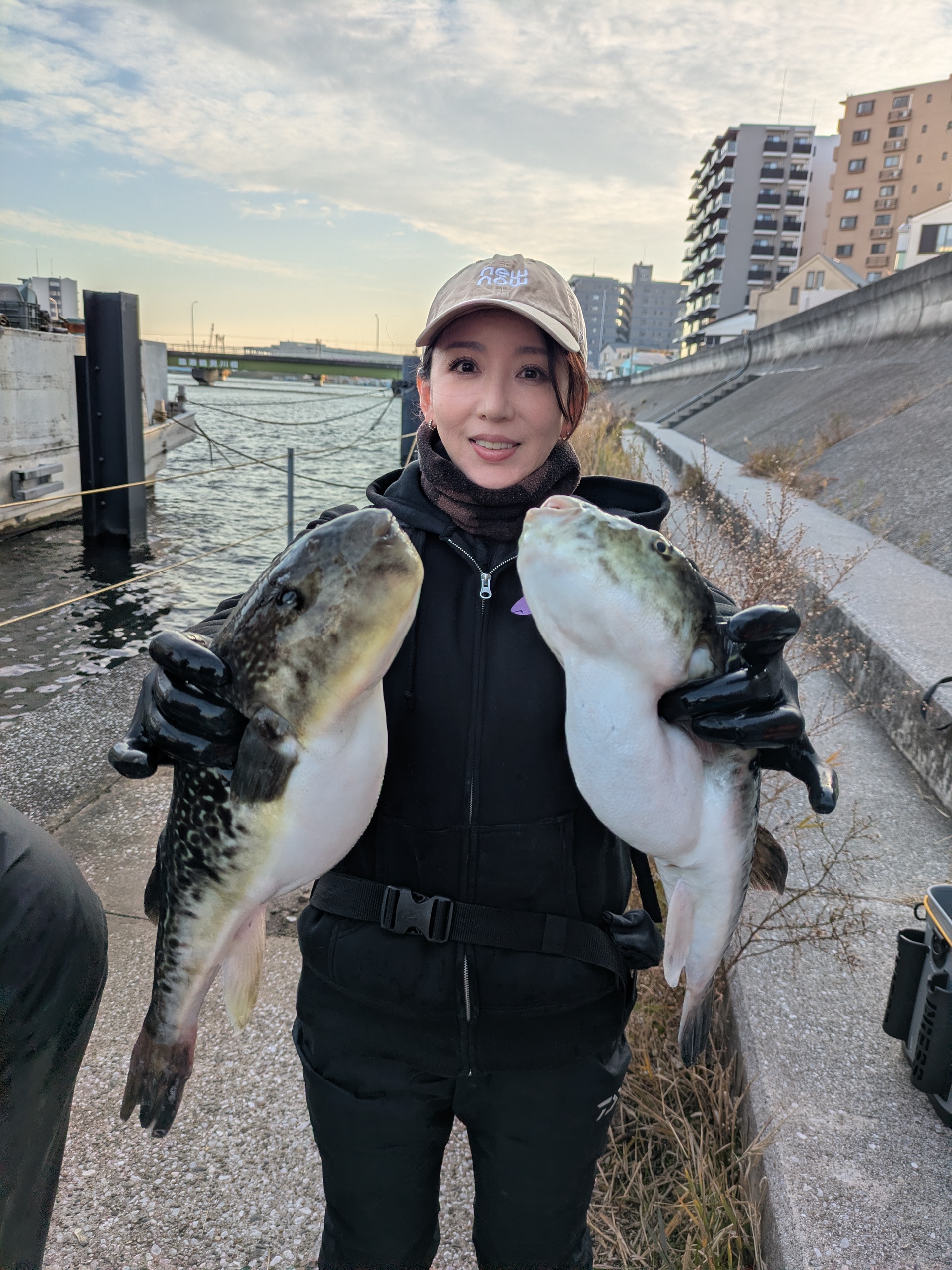 PXL_20251208_063750848