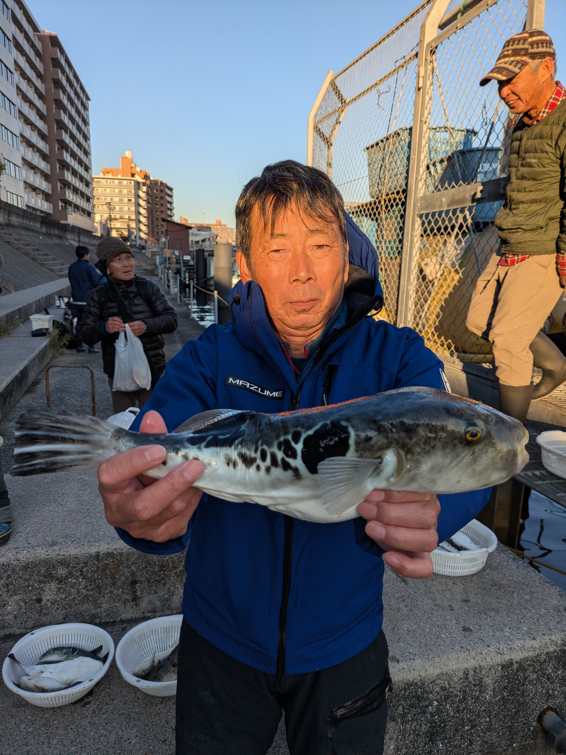 PXL_20251210_063256651